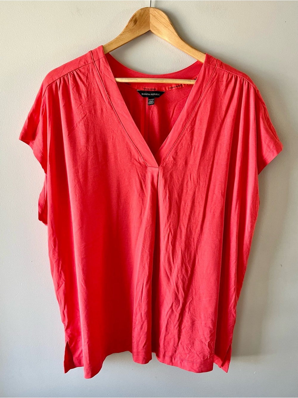 Banana Republic Women's V-Neck Short Sleeve Top Coral Pink Size XXL Cotton Blend